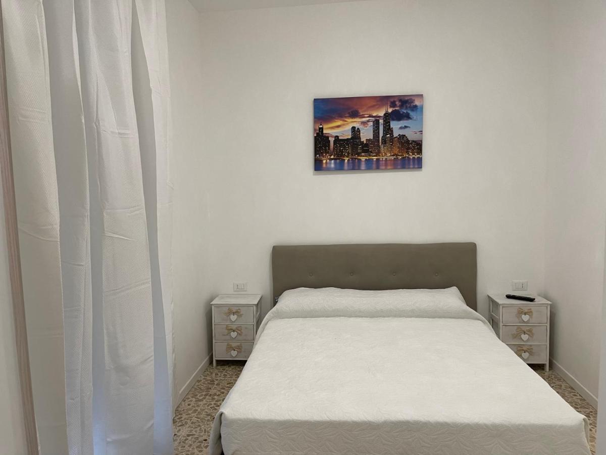 Joys House Bed and Breakfast Bergamo Exteriör bild