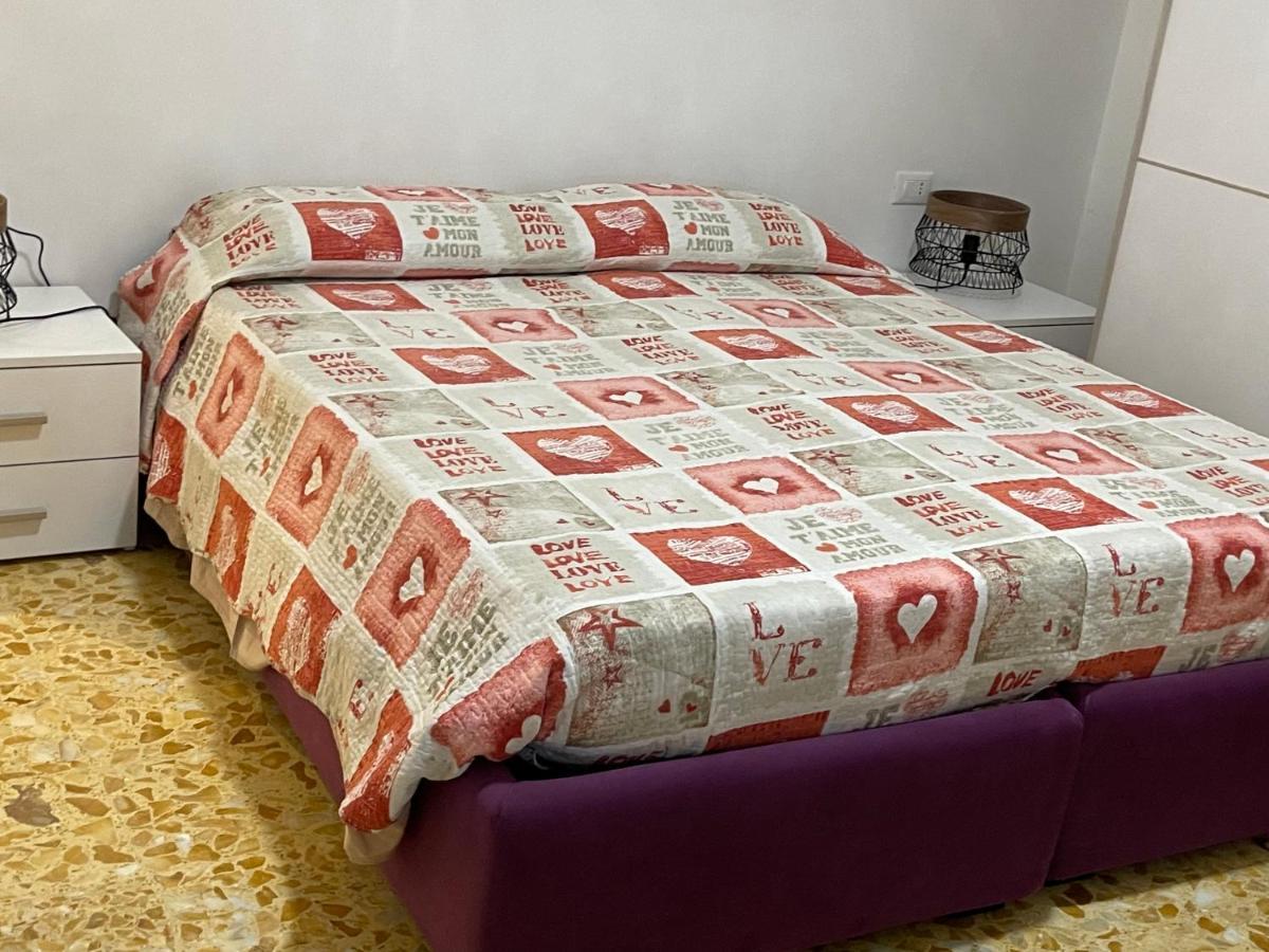 Joys House Bed and Breakfast Bergamo Exteriör bild